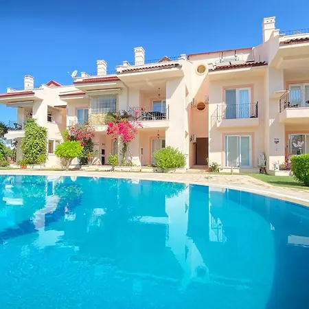 Lisa Garden Villa